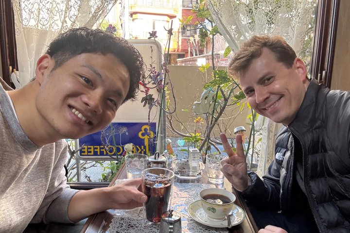 Kobe: 100% Personalized Tour with Local Student Guide