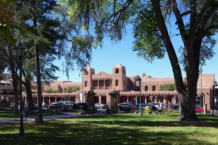 Historic Downtown Santa Fe Walking Tour