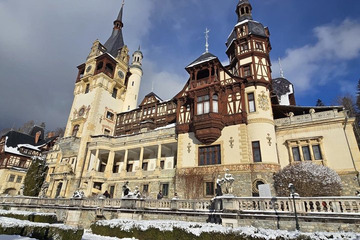 3 Castles Brasov |Mercedes & Hotel Pickup| Peles Bran Cantacuzino