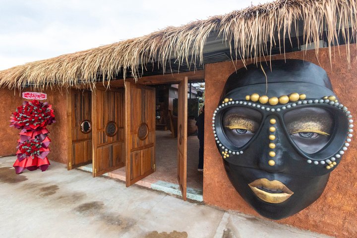Coral Reef Snorkeling and Floating Bar Party from Nha Trang
