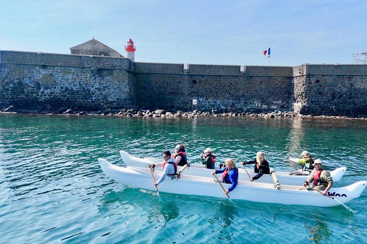 Hawaiian canoe ride Fort of Brescou Island Cap d’Agde