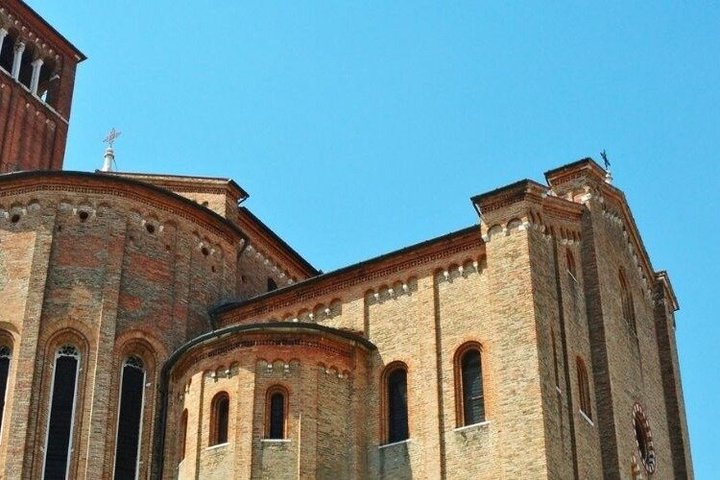 Treviso Audio Tour Explore history symbols and meditations