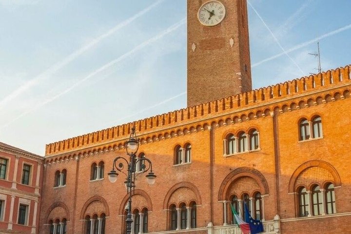 Treviso Audio Tour Explore history symbols and meditations