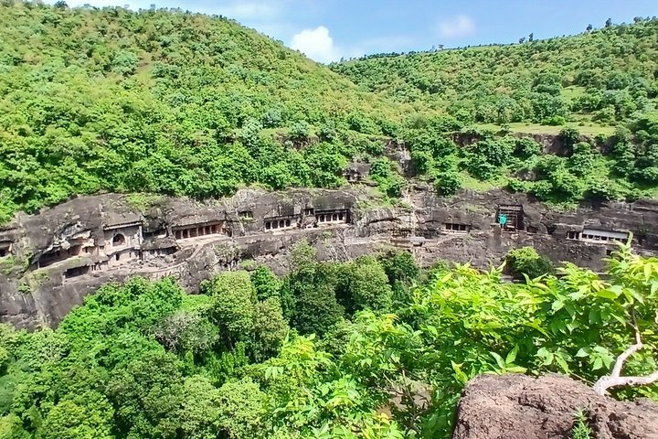 Private Ajanta & Ellora Caves Tour from Aurangabad with Guide