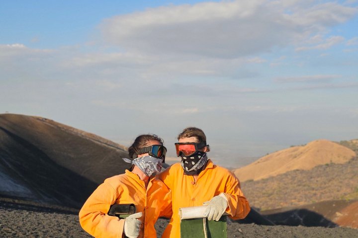 Cerro Negro Volcano Boarding Adventure from León