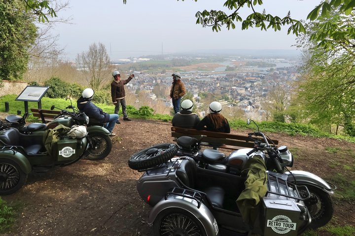 Visit Honfleur by sidecar: 1.5 to 3.5 hour tour along the coast