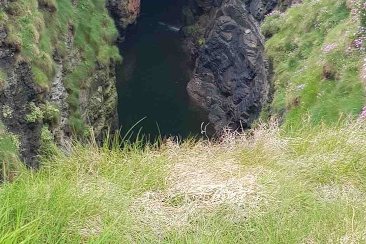 Orkney Ancient Tomb And Coastal Heritage Tour
