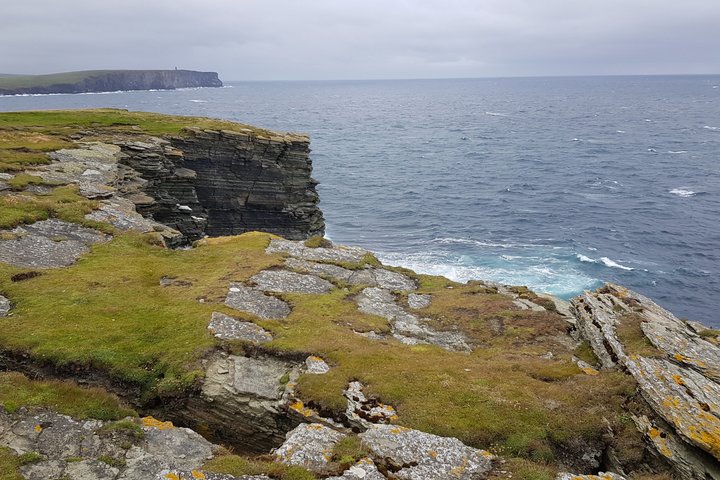 Orkney Ancient Tomb And Coastal Heritage Tour