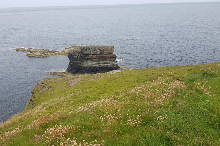 Orkney Ancient Tomb And Coastal Heritage Tour