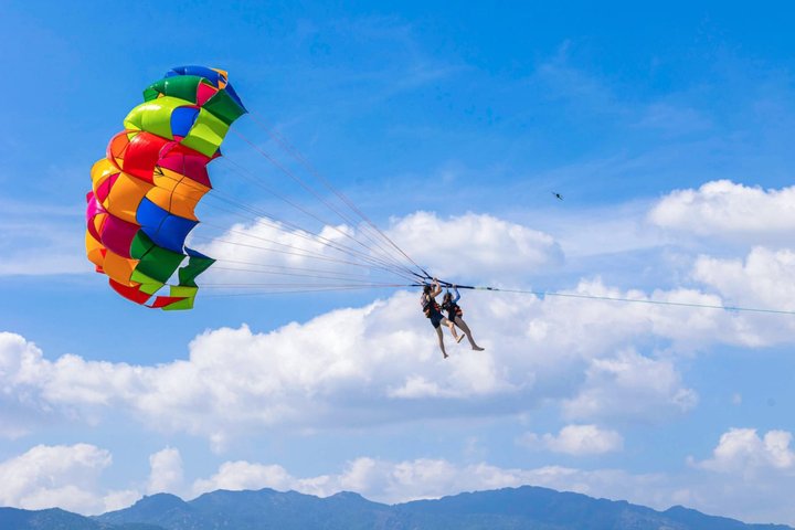 Coral Reef Snorkeling and Floating Bar Party from Nha Trang