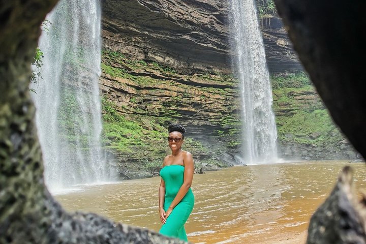 From Accra: Waterfalls, Aburi Gardens & Cocoa Farm Day Tour
