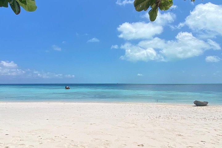 Snorkeling Day Trip Semporna: 3 Locations