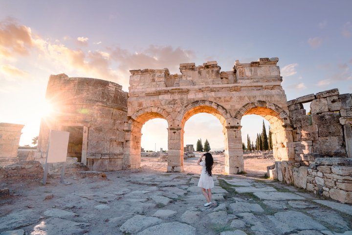 Side Small Group Pamukkale Hot Springs & Hierapolis Tour