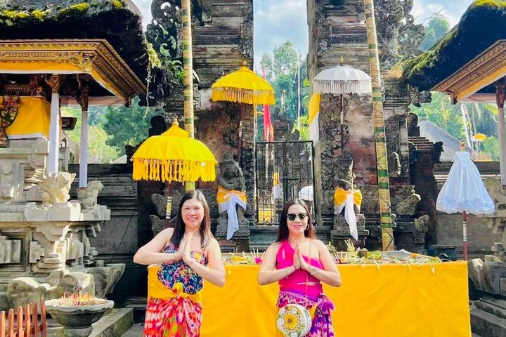 East Bali Tour: Mother Temple, Penglipuran and Tukad Cepung