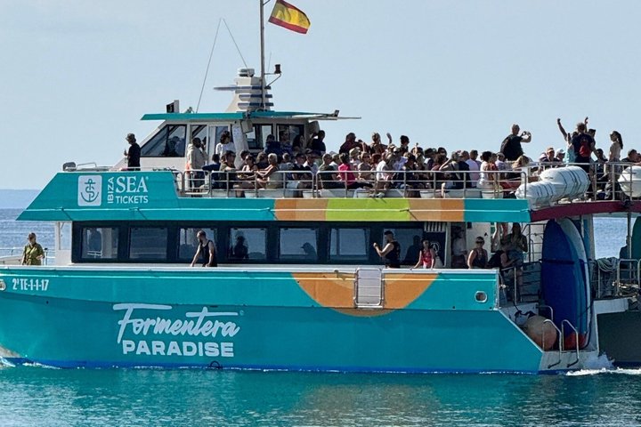 Formentera Round Trip Tour from Playa d'en Bossa