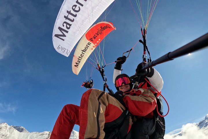 Zermatt Paragliding Tandem Flight with Matterhorn View (20–25min)