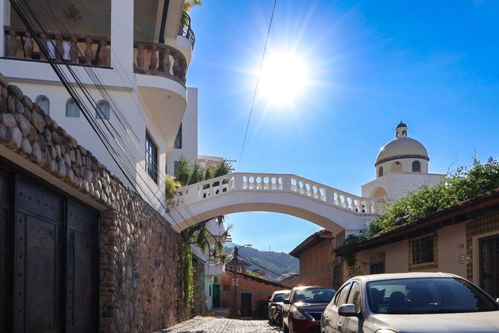 Private Tour of Puerto Vallarta’s Historic Center and South