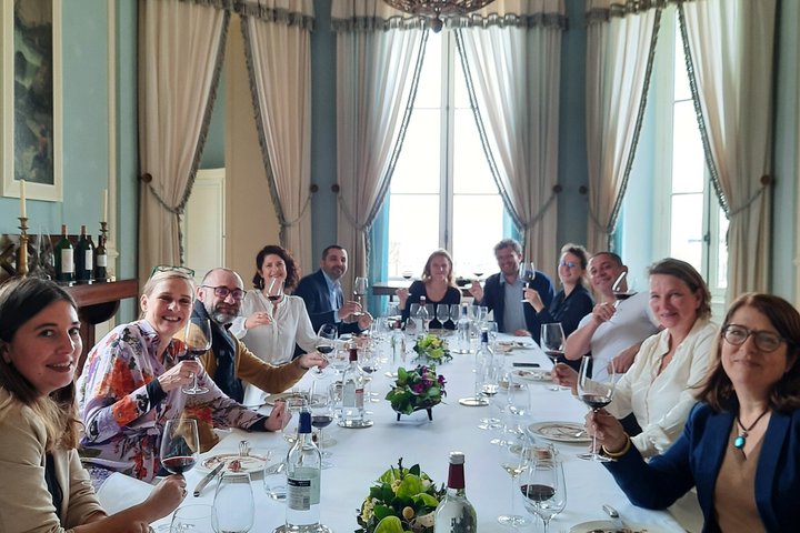 Bordeaux Médoc Region Private Wine Lovers Tour with Chateau Visits & Tastings
