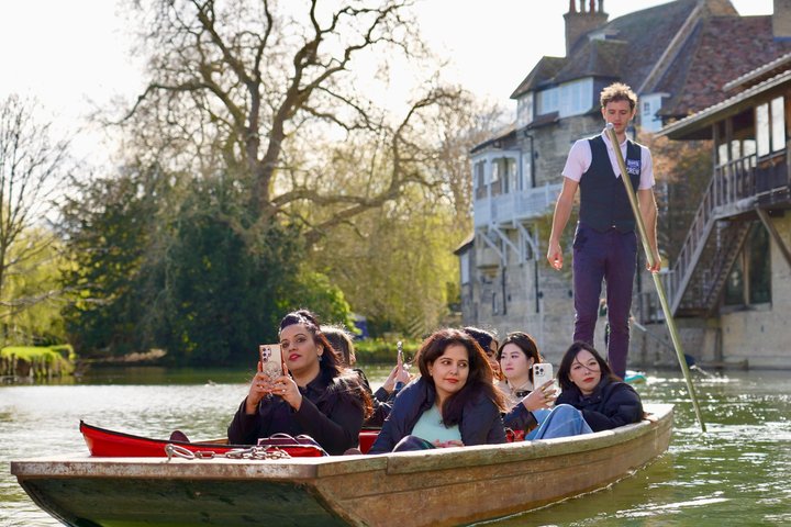 Cambridge Private Punting Tour