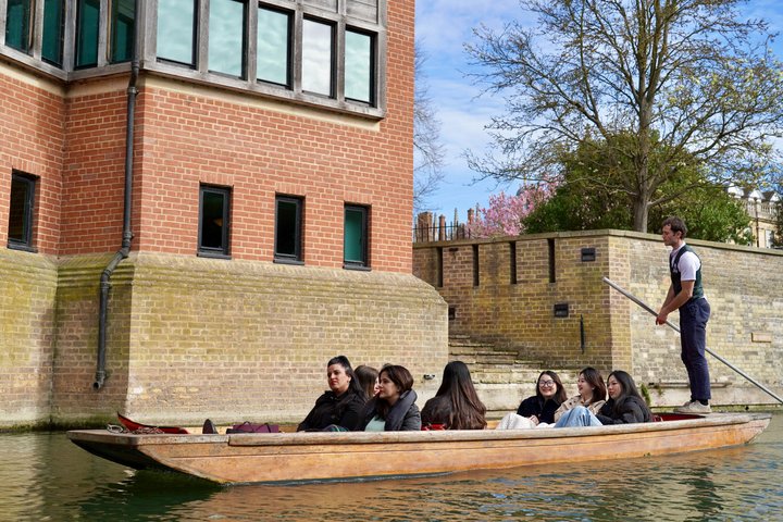 Cambridge Private Punting Tour