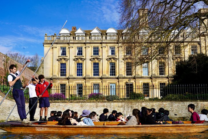 Cambridge Private Punting Tour