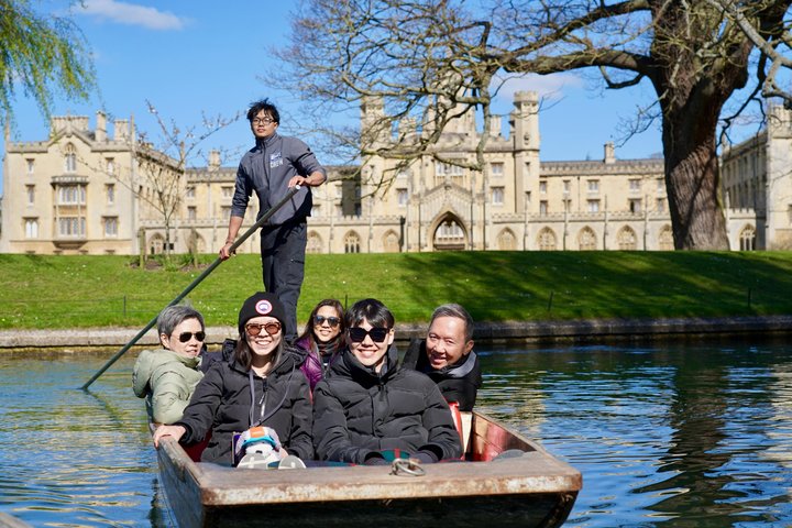 Cambridge Private Punting Tour