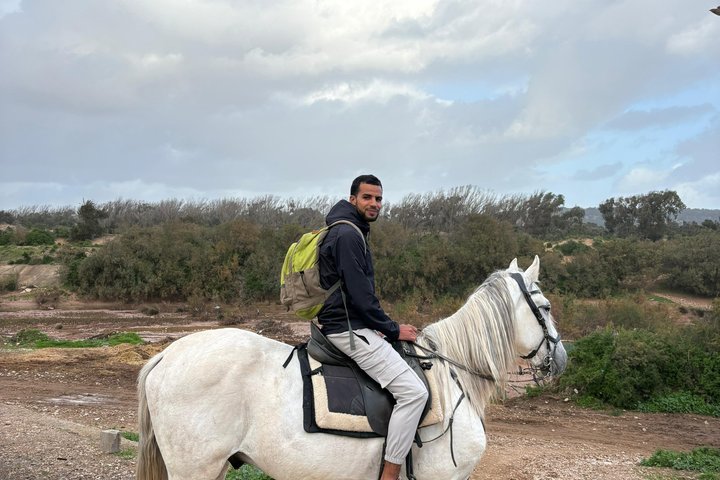 Essaouira Waterfall Hike & Coastal Walk with Tagine, Fishing