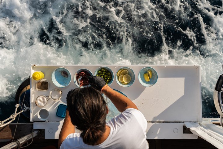 Cinque Terre Lunch boat tour