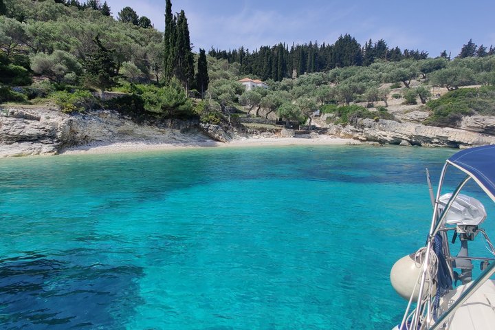 Private Sailing Cruise to Paxos and Antipaxos