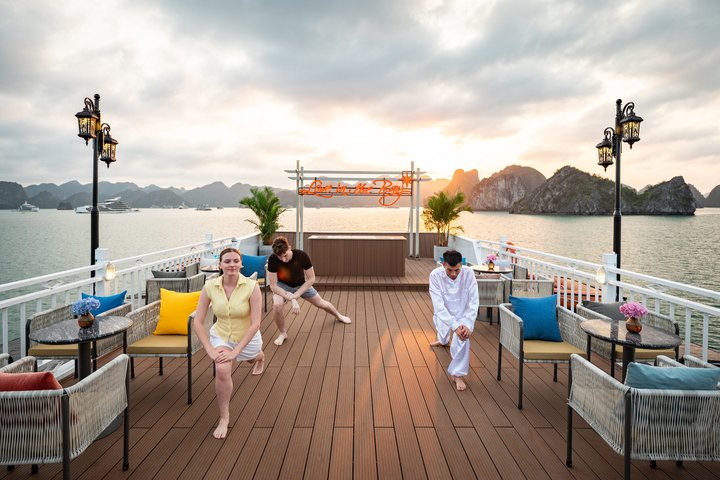 The Best Halong Bay Overnight Cruise– CozyBay Grand-All Inclusive
