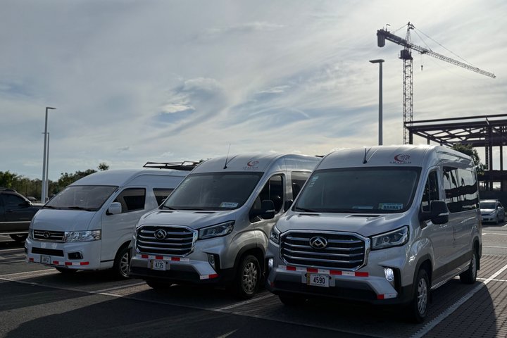 LIR Liberia Airport Shuttle to Tamarindo Hotels and Lodgings