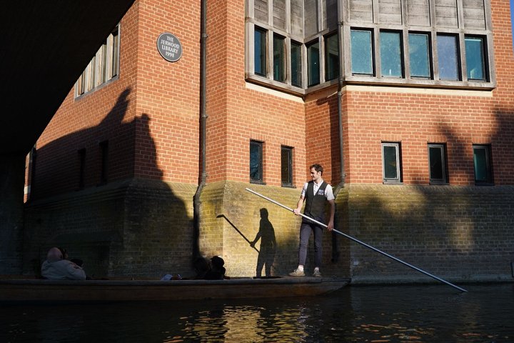 Cambridge Private Punting Tour