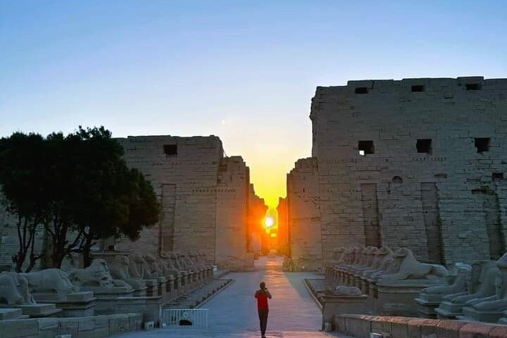 Small Group Excursion to Luxor Valley of the Kings from Hurghada