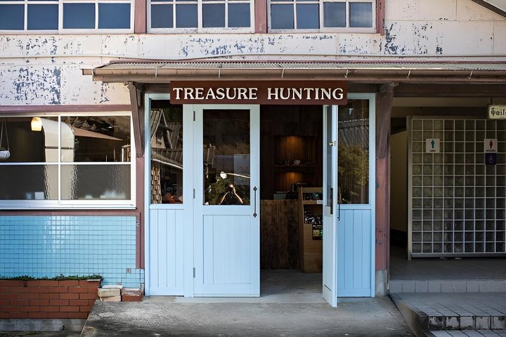 Arita Ware Private Walking Tour and Ceramics Treasure Hunt