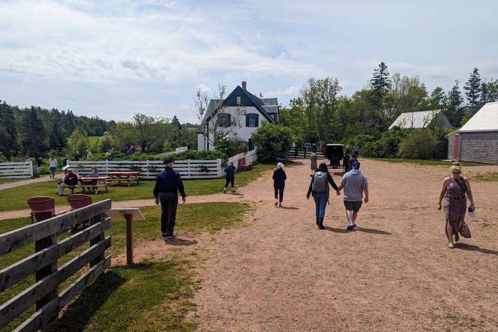 Anne of Green Gables and PEI North Shore Bus Tour