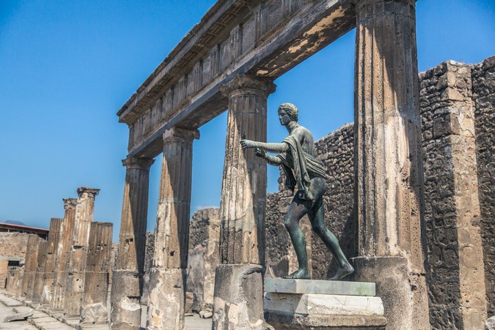 Priority Access Pompeii & Vesuvius Full-Day Tour from Sorrento