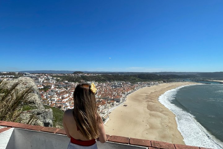 From Fátima: Batalha, Alcobaça, Nazaré Private Tour