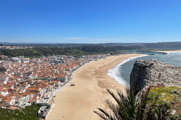 From Fátima: Batalha, Alcobaça, Nazaré Private Tour