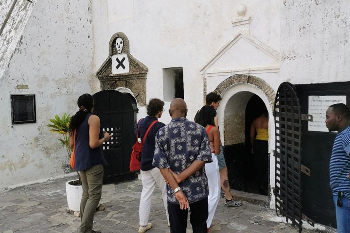 Cape Coast Castle, Elmina Castle & Kakum National Park Day Tour