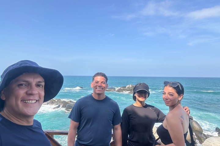 Private Tayrona Hike to Cabo San Juan: Bilingual Guide+Transport