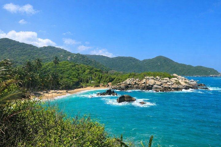 Private Tayrona Hike to Cabo San Juan: Bilingual Guide+Transport