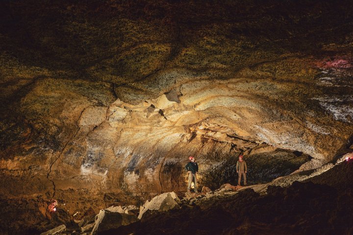 Limited Entry Lava Tube Cave Tour in Bend Oregon