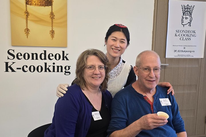 Small group Market Tour and Korean Cooking Class in Gyeongju