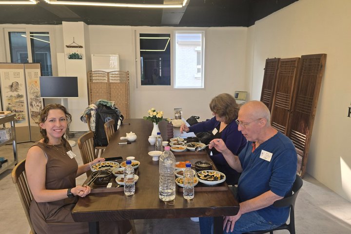 Small group Market Tour and Korean Cooking Class in Gyeongju