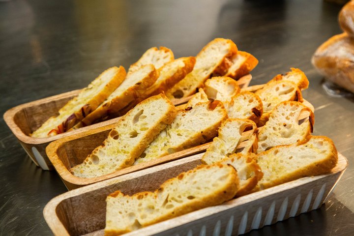 Wine Experience Tour Tasting and Tapas Gourmet