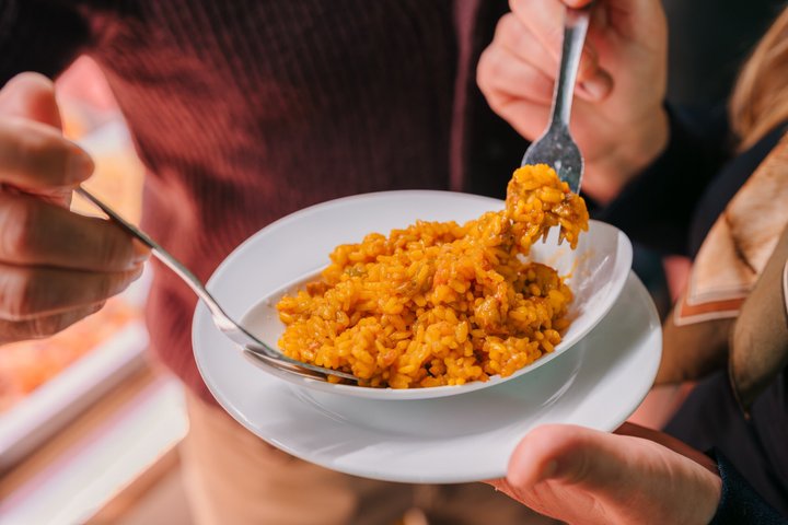 Cadiz Food Tour: Tapas, Drinks and Delights with a Local