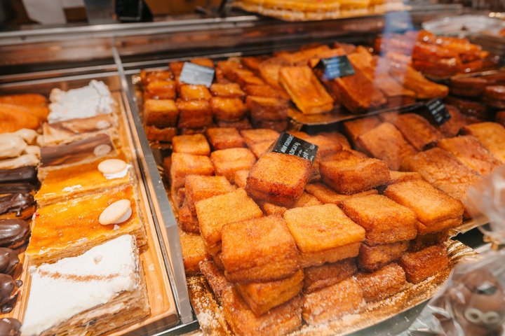 Cadiz Food Tour: Tapas, Drinks and Delights with a Local