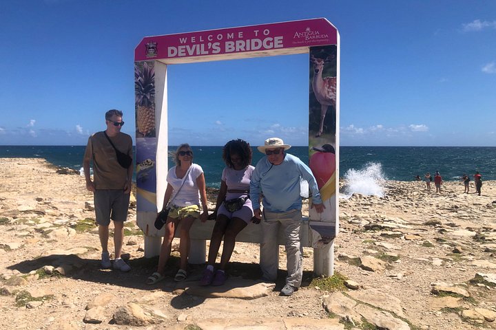 Antigua Heritage and Horizon Tour