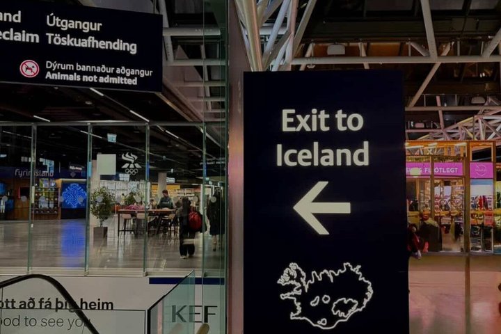 Private Transfer from Keflavik Airport to Reykjavik