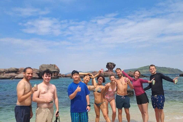 Private SpeedBoat Trip To 3 Islands In PQ With Cable Car (Option)